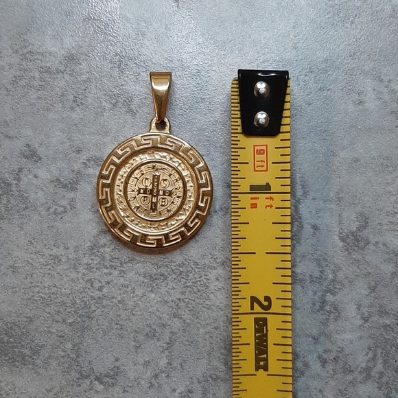 Gold Filled Coin Pendant - Picture 2 of 3
